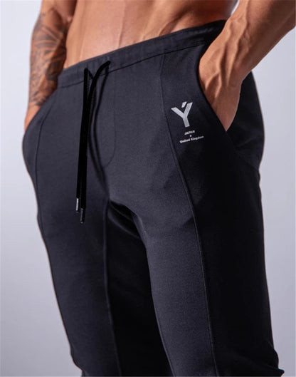 Fashion stitching training pants