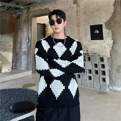 Ins Black And White Contrast Rhomboid Round Neck Knit